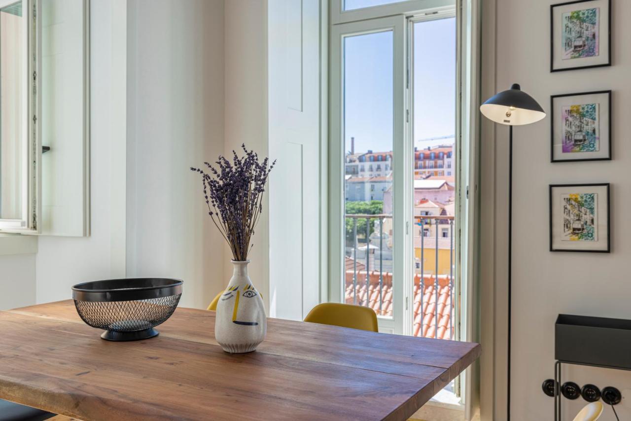 Glamorous 3Bdr Apartment In City Center By Lovelystay Lisboa المظهر الخارجي الصورة